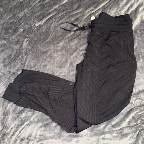 Lululemon Dance Studio Mid Rise jogger - Picture 2 of 11